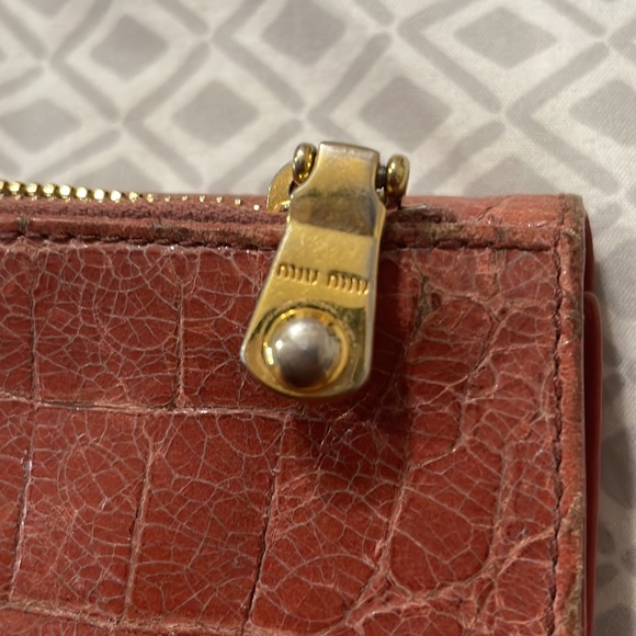 MIU MIU pink foldable wallet - Picture 6 of 6